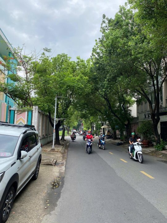 BÁN NHÀ PHỐ KDC TÂN QUY ĐÔNG, QUẬN 7 – ĐƯỜNG SỐ 32 – ĐỐI DIỆN TRƯỜNG HỌC, CÓ THANG MÁY