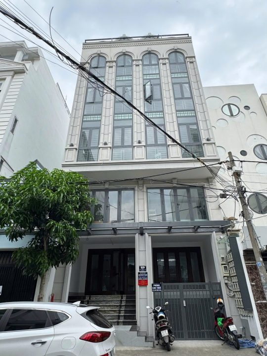 [BÁN GẤP] SIÊU PHẨM NHÀ MẶT TIỀN ĐƯỜNG SỐ TÂN QUY, QUẬN 7 – CHUYỂN ĐỔI CHDV CAO CẤP, GIÁ GIẢM SỐC 10 TỶ!
