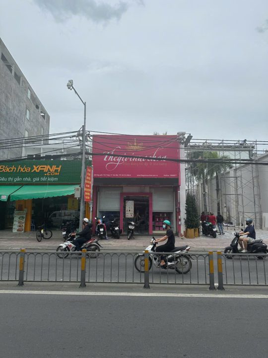 BÁN NHÀ MẶT TIỀN NGUYỄN THỊ THẬP – QUẬN 7 | 6x32M | 54 TỶ TL ĐANG CÓ DÒNG TIỀN 100 TRIỆU/THÁNG