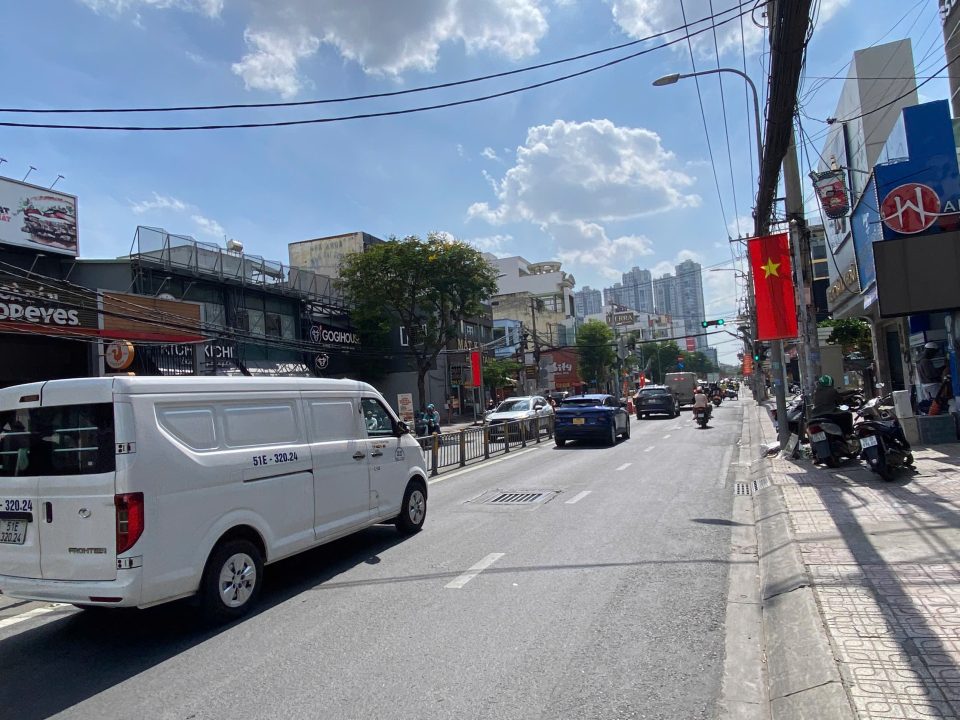 BÁN ĐẤT MẶT TIỀN NGUYỄN THỊ THẬP, QUẬN 7 – NGANG 8M CỰC HIẾM – KHU VỰC KINH DOANH SẦM UẤT BẬC NHẤT