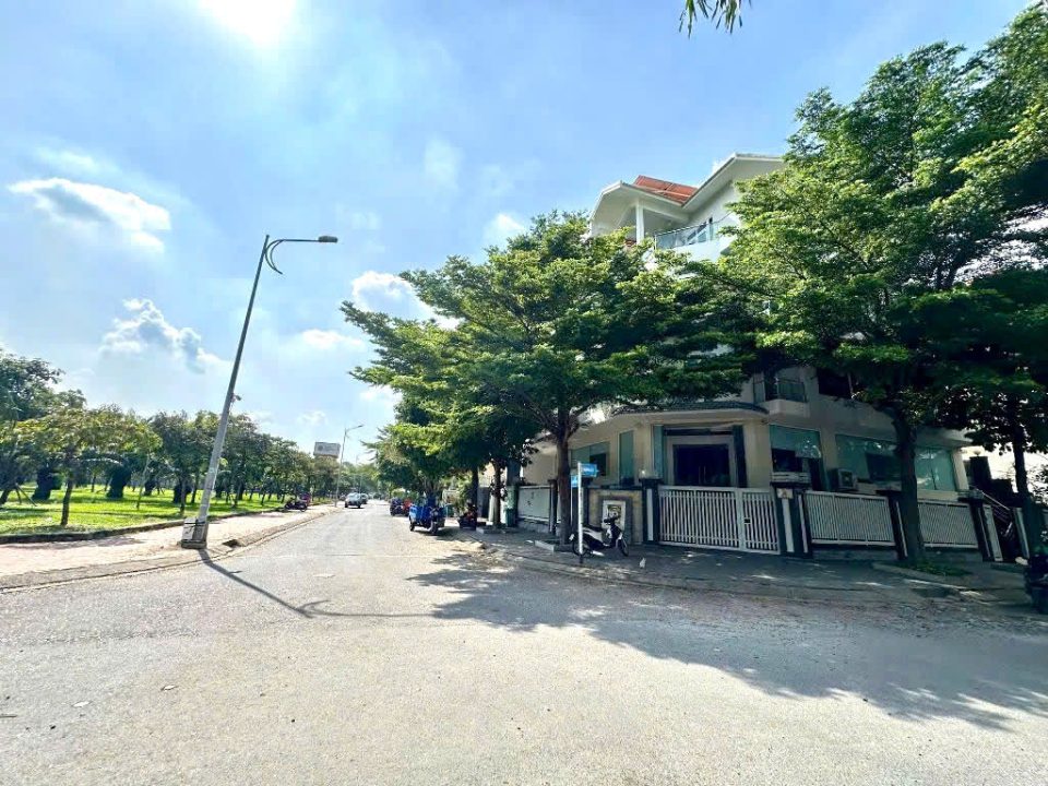 BÁN CẶP GÓC NHÀ PHỐ HIM LAM – 12,5×20M | DIỆN TÍCH SÀN 781M² | ĐẲNG CẤP QUẬN 7