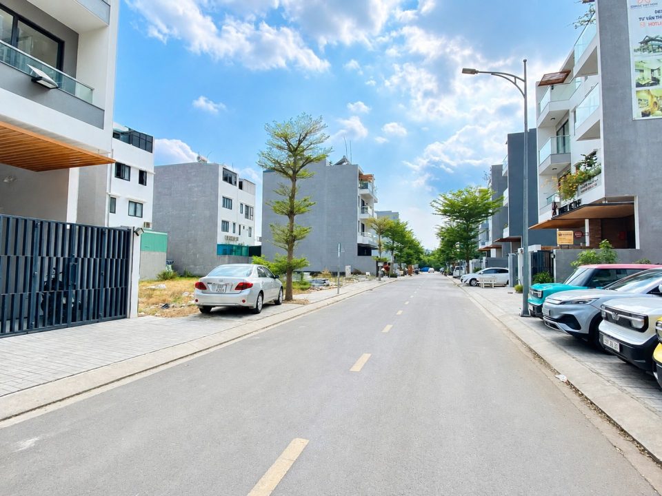 🔥 8,3 TỶ SỞ HỮU ĐẤT NỀN NHÀ PHỐ Q7 RIVERSIDE – 91,7M²!