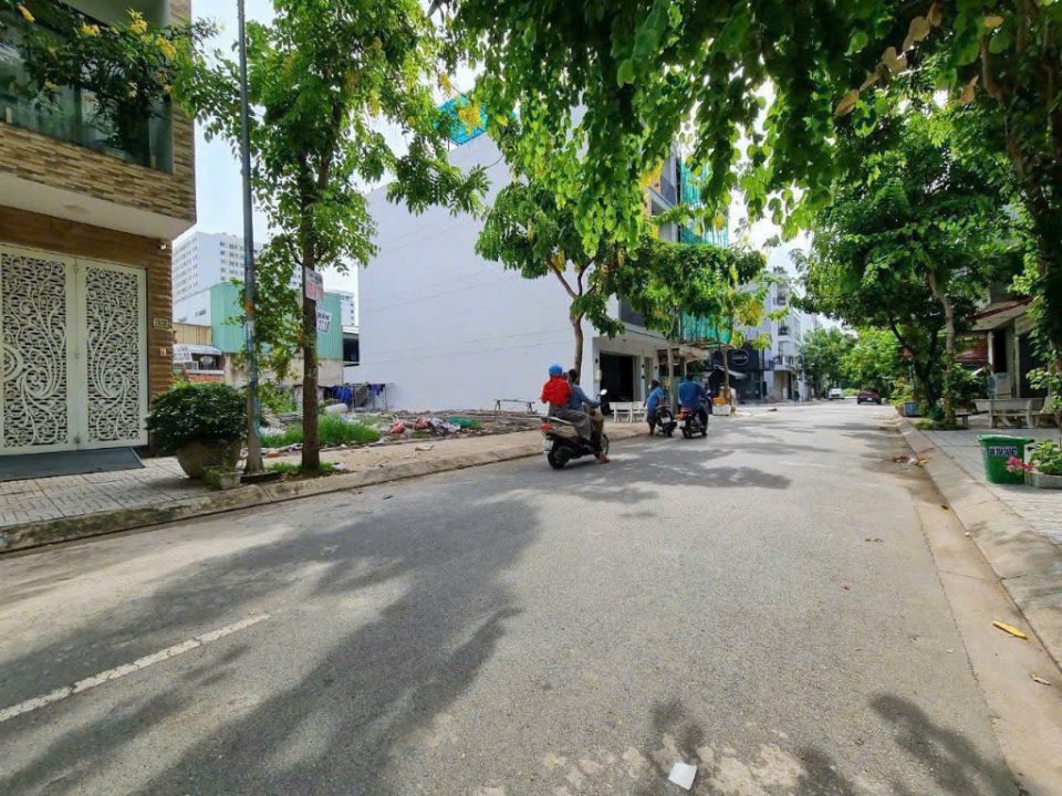 BÁN KHÁCH SẠN KDC CÔNG ÍCH Q4 – ĐƯỜNG SỐ 2C | 7x19M – 133M² | GIÁ 28,5 TỶ