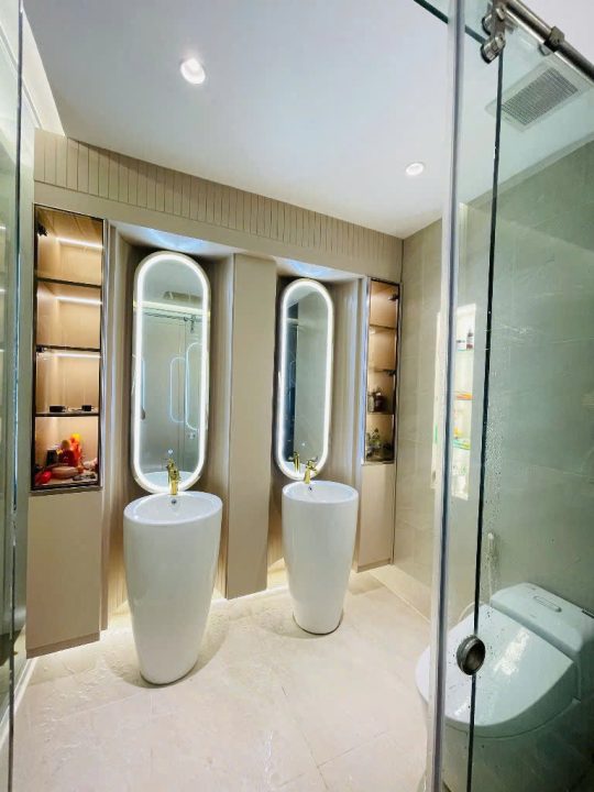 NHÀ ĐẸP MẶT TIỀN ĐƯỜNG SỐ 37 – TÂN QUY – 366M² SÀN – NỘI THẤT CAO CẤP