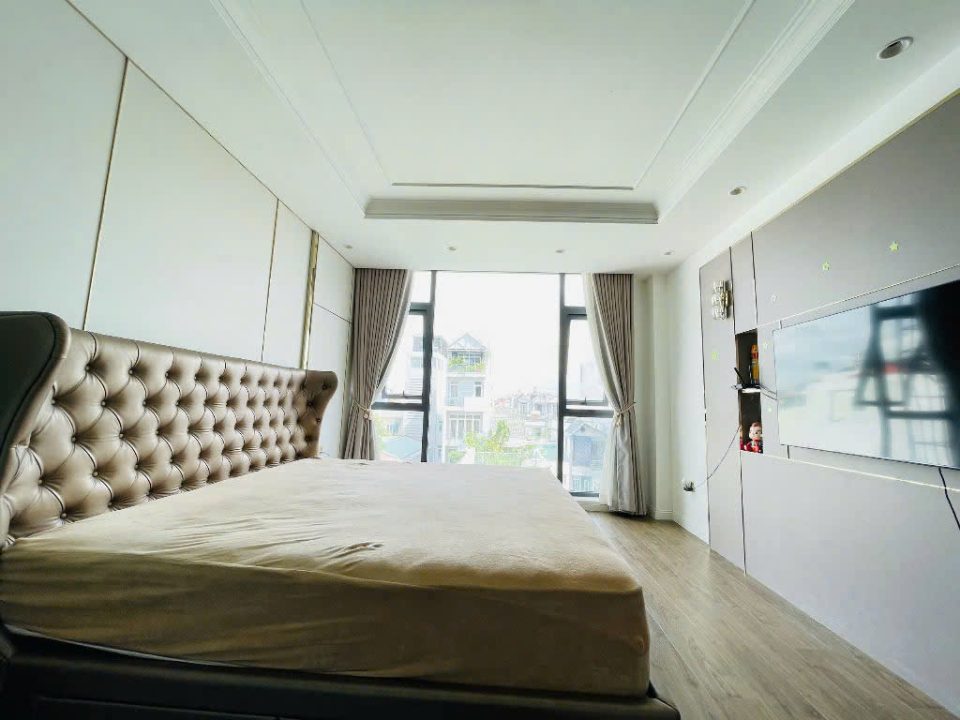 NHÀ ĐẸP MẶT TIỀN ĐƯỜNG SỐ 37 – TÂN QUY – 366M² SÀN – NỘI THẤT CAO CẤP
