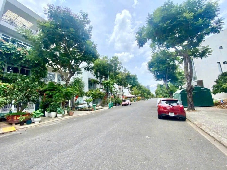 🌿 QUỸ ĐẤT 90M² SADECO VEN SÔNG ĐƯỜNG LỚN 20M – XÂY TRỆT + 2 LẦU + SÂN THƯỢNG | SỔ HỒNG