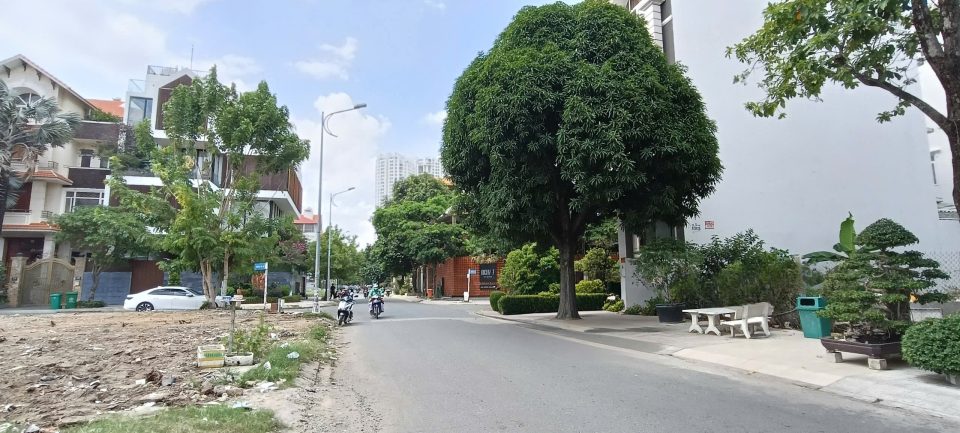 BÁN ĐẤT BIỆT THỰ HIM LAM  MẶT TIỀN ĐƯỜNG SỐ 5 – 200M² | VỊ TRÍ ĐẸP | GIÁ 40 TỶ