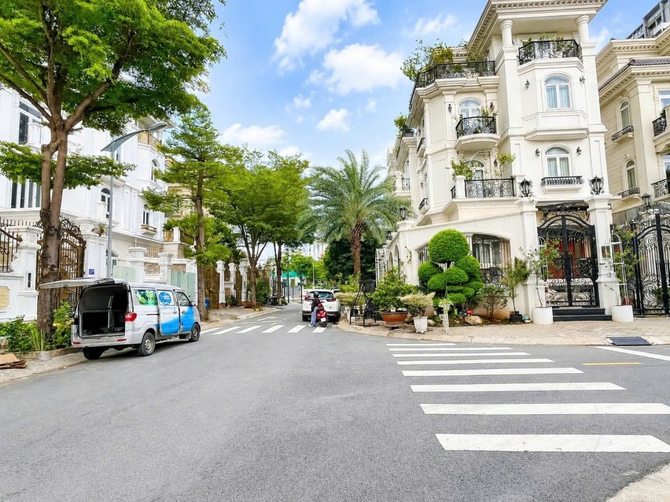🔥 55 TỶ – BIỆT THỰ COMPOUND CITYLAND, 220M² ĐẤT + FULL NỘI THẤT; THANG MÁY!