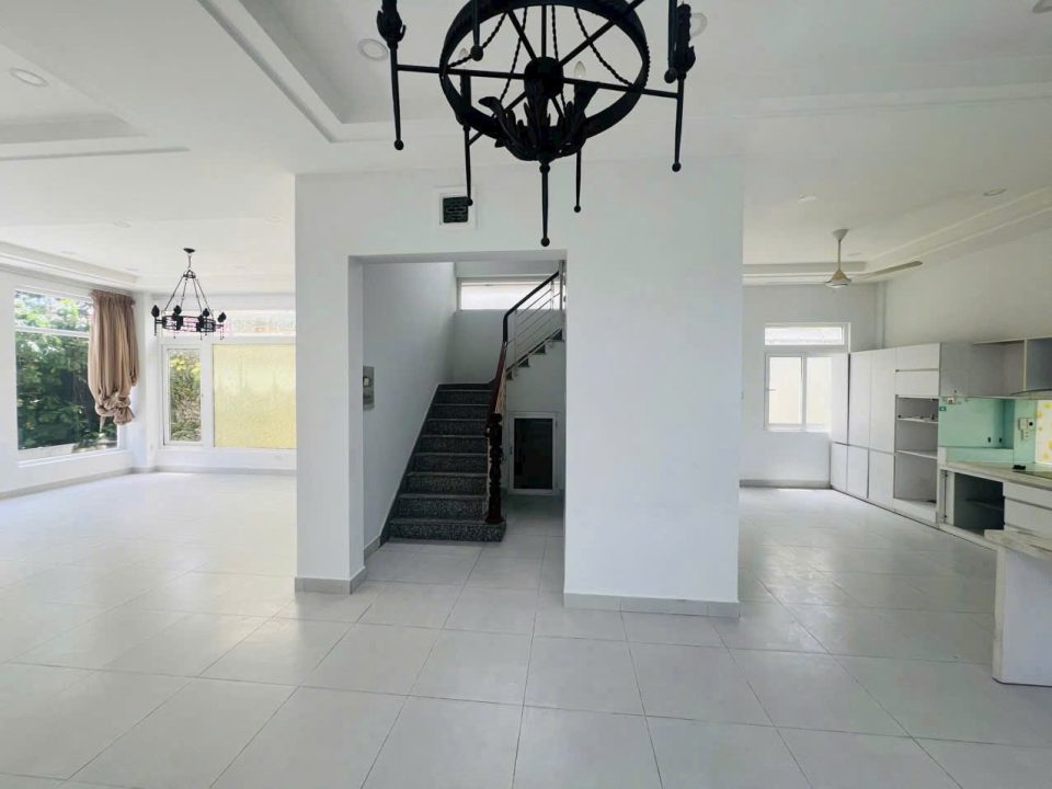 🔥 BIỆT THỰ 240M² KDC TẤN TRƯỜNG – NGANG 12M | 4PN | NHÀ HOÀN THIỆN | 32 TỶ