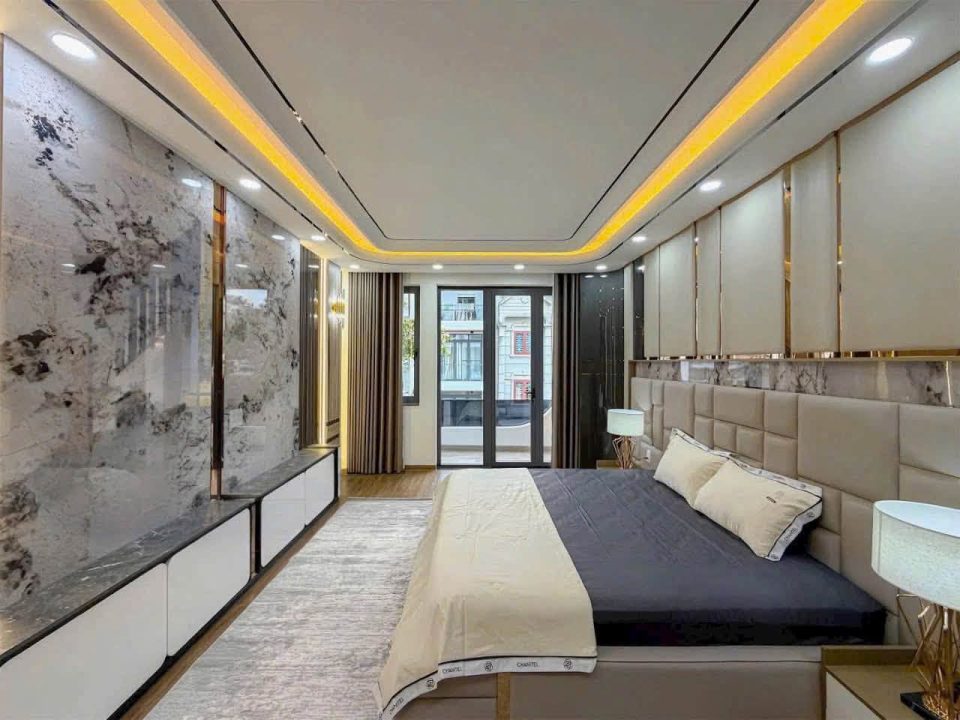 🏡 NHÀ ĐẸP FULL NỘI THẤT – THANG MÁY RIÊNG – CHỈ XÁCH VALI VÀO Ở KDC TÂN THUẬN NAM