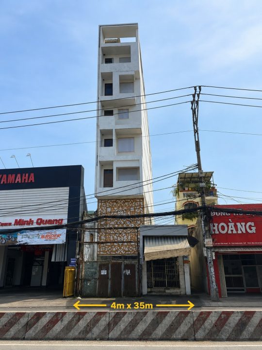 TÒA NHÀ QUY MÔ LỚN – DT SÀN GẦN 900M² – MẶT TIỀN KINH DOANH HUỲNH TẤN PHÁT