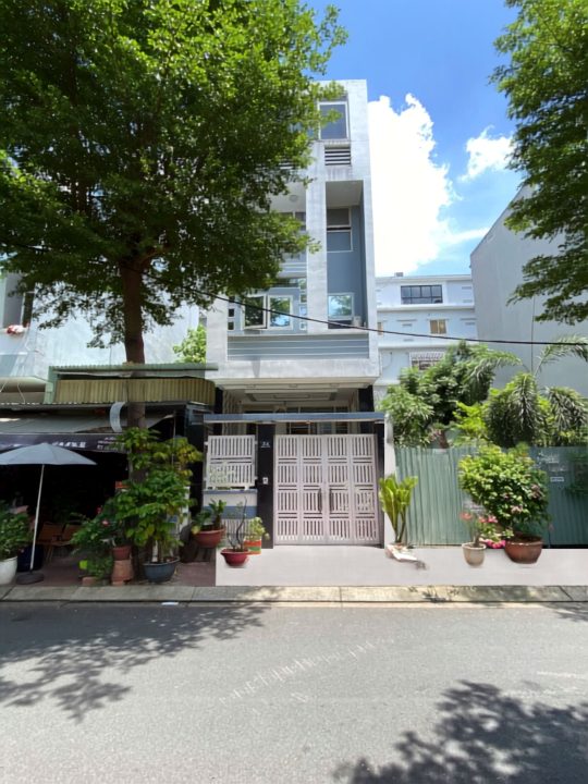 Bán Nhà Phố KDC Kim Sơn Quận 7 – Nhà Đẹp, Có Thang Máy, Giá Tốt Chỉ 21,5 Tỷ