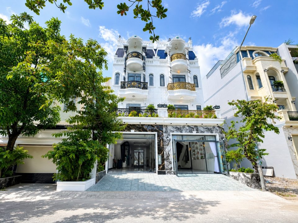 NHÀ PHỐ TĐC PHÚ MỸ – FULL NỘI THẤT, CÓ THANG MÁY – CHỈ 17,9 TỶ