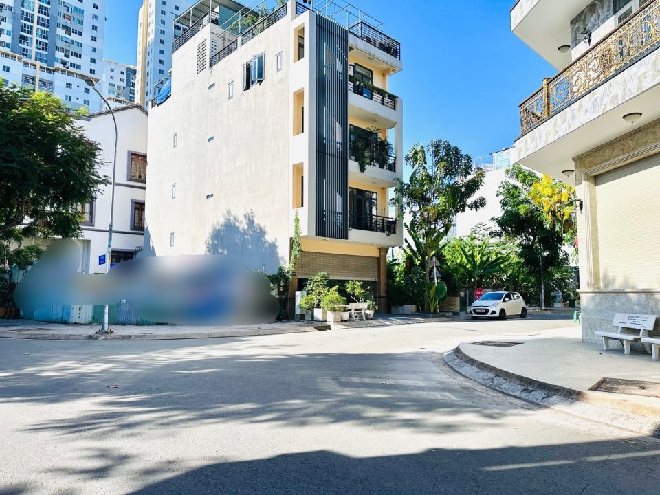 🏠 NHÀ PHỐ CÔNG ÍCH Q4 – VỊ TRÍ ĐẸP, GIÁ TỐT, ĐÁNG XEM- GIÁ CHỈ 12 TỶ