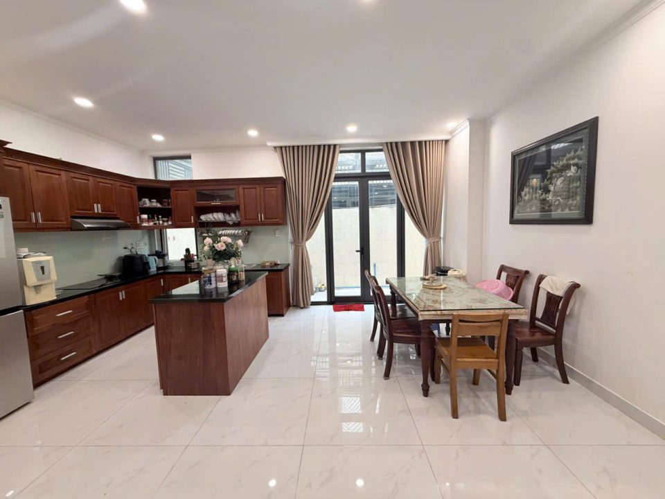 NHÀ PHỐ ĐẸP LAVILA GIAI ĐOẠN 1 – ĐƯỜNG SỐ 7 – 105,6M² – FULL NỘI THẤT – GIÁ 15 TỶ