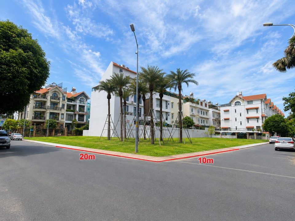 LÔ GÓC BIỆT THỰ 2 MẶT TIỀN KDC HIM LAM 10X20M – GIÁ 65 TỶ