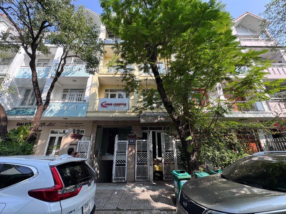 🏡 BIỆT THỰ SADECO VEN SÔNG – FULL NỘI THẤT | 12 PHÒNG NGỦ | THANG MÁY | 28 TỶ