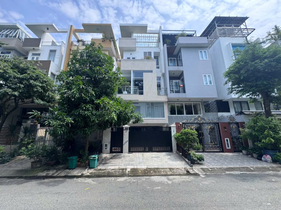 HOT DEAL KDC PHÚ MỸ VẠN PHÁT HƯNG QUẬN 7 – NHÀ 6x21M FULL NỘI THẤT, CÓ THANG MÁY CHỈ 24 TỶ