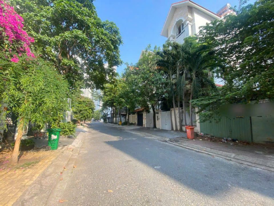 BÁN ĐẤT BIỆT THỰ 10X20M KDC HIM LAM KÊNH TẺ – QUẬN 7
