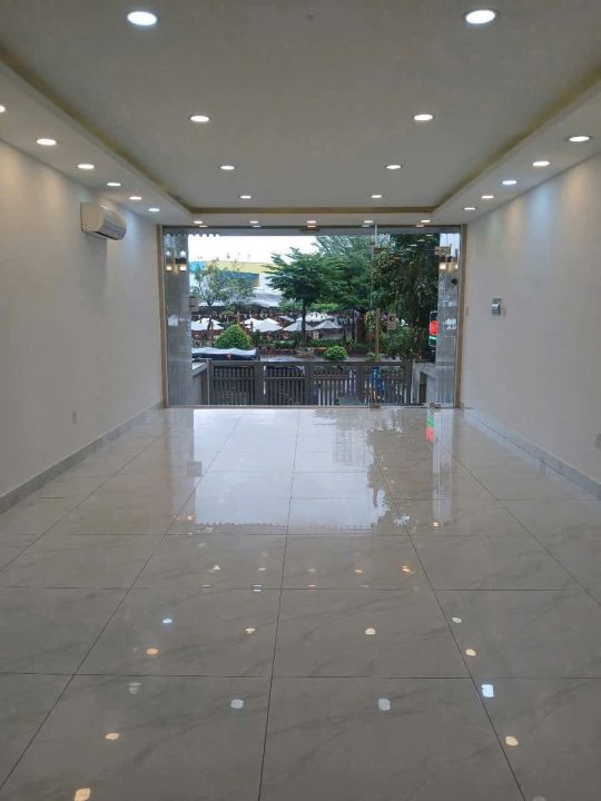 BÁN NHÀ PHỐ KINH DOANH – MẶT TIỀN ĐƯỜNG NGUYỄN THỊ THẬP – DT 5x20m²