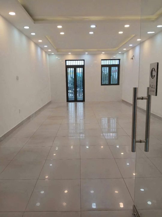 BÁN NHÀ PHỐ KINH DOANH – MẶT TIỀN ĐƯỜNG NGUYỄN THỊ THẬP – DT 5x20m²