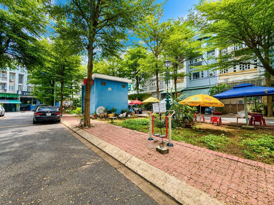 BÁN NHÀ PHỐ 5x20m² KDC KIM SƠN – ĐỐI DIỆN CÔNG VIÊN – CÓ DÒNG TIỀN SẴN