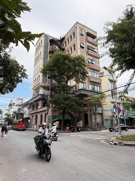 🔥 LÔ GÓC 2 MẶT TIỀN ĐƯỜNG SỐ 7 – TÂN QUY | 241M² – 7 TẦNG – GIÁ 85 TỶ 🔥