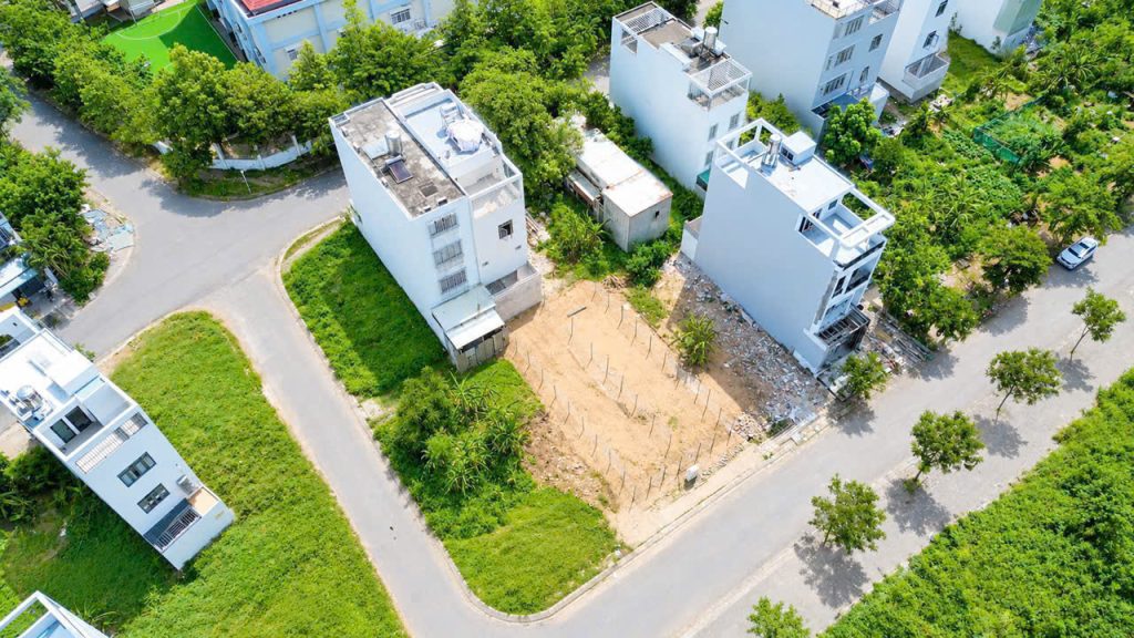 BÁN ĐẤT ĐƯỜNG D9 – TĐC PHÚ MỸ, 5 × 18 M, SỔ HỒNG, GIÁ 8,9 TỶ