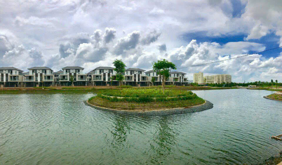 BÁN NHÀ PHỐ LAVILA  – FULL NỘI THẤT –  DT: 6 X 17.6 M ( 105.6 M2 ) – 14,6 TỶ