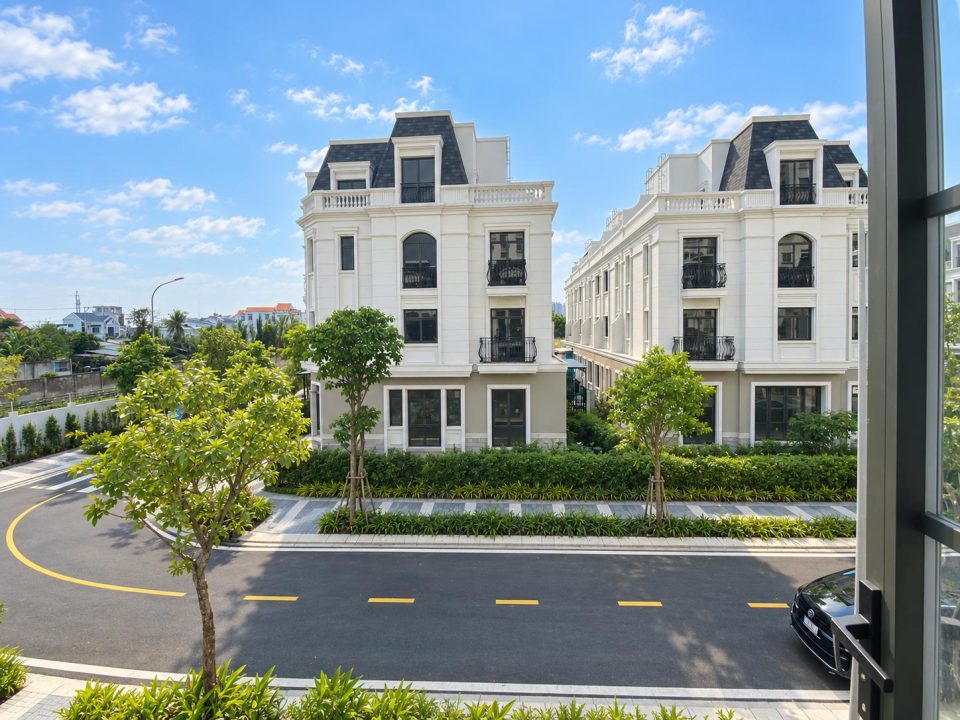 BÁN BIỆT THỰ 10 × 20M TẠI AMELIE NHÀ BÈ – GIÁ 21 TỶ