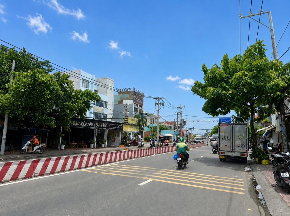 BÁN NHÀ HUỲNH TẤN PHÁT 4,8 × 19M  – GIÁ 18 TỶ