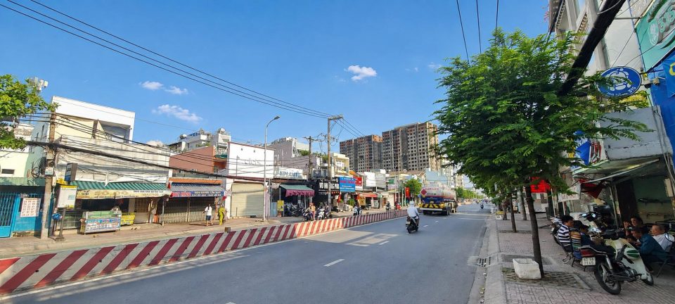 NHÀ MẶT TIỀN HUỲNH TẤN PHÁT 4,3 × 37,27M – GIÁ 26 TỶ