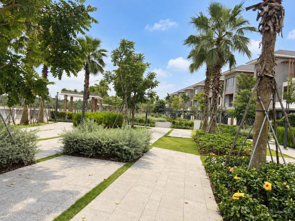 BÁN BIỆT THỰ LAVILA KIẾN Á – 10 × 20M, 200M² – GIÁ 35 TỶ