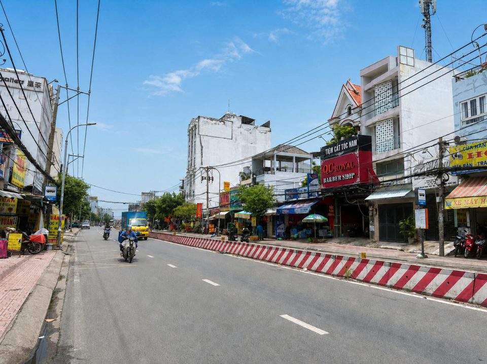 BÁN NHÀ HUỲNH TẤN PHÁT 4,8 × 19M  – GIÁ 18 TỶ