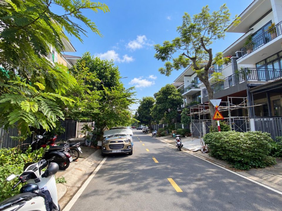 BÁN NHÀ PHỐ LAVILA ĐƯỜNG SỐ 3 – DT: 6 X 17.6 M (105,6M²) – GIÁ 12,9 TỶ