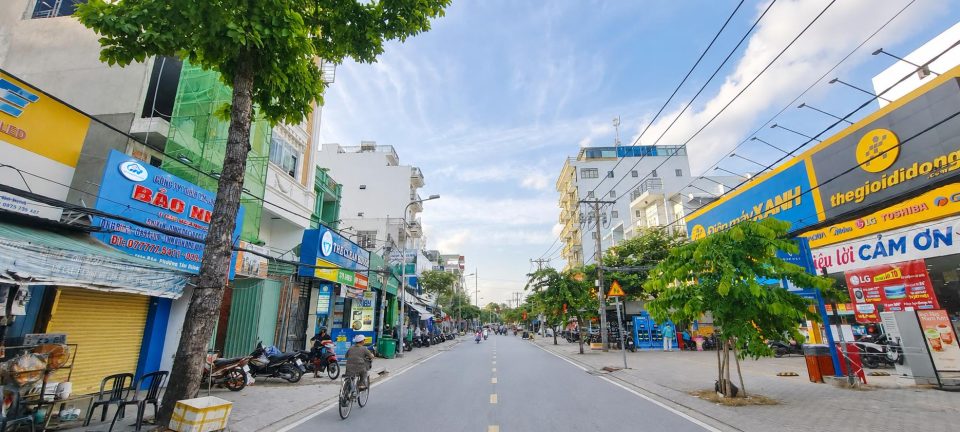 BÁN NHÀ MẶT TIỀN -KINH DOANH CHDV- LÂM VĂN BỀN – DT 163,4M² – GIÁ 55 TỶ
