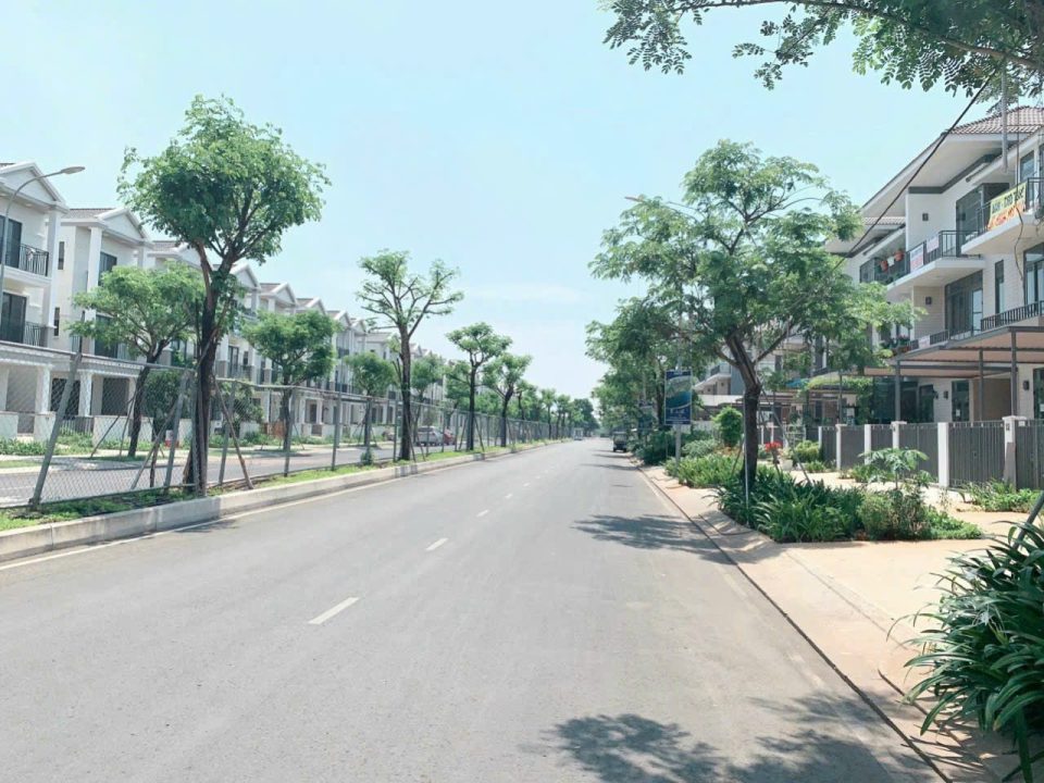 🔥 NHÀ THÔ LAVILA GĐ1 – CĂN GÓC ĐẸP, VỊ TRÍ ĐƯỜNG SỐ 1 – 16,5 TỶ!