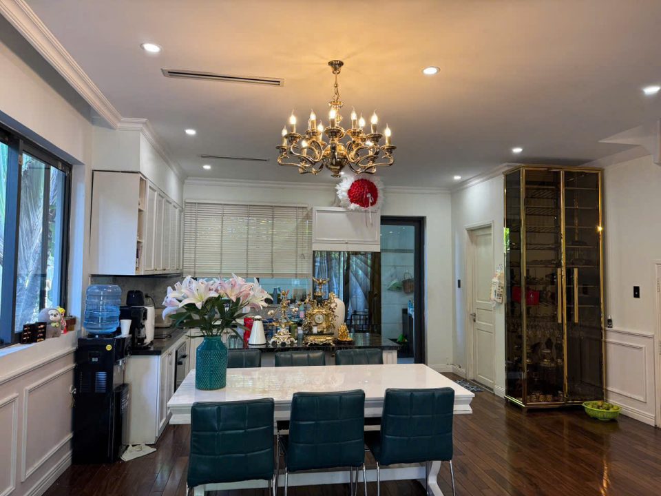 HÀNG ĐẸP NINE SOUTH – NGANG 7M – NHÀ HOÀN THIỆN – FULL NỘI THẤT – 25 TỶ