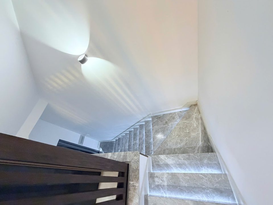 NHÀ ĐẸP FULL NỘI THẤT NINE SOUTH – ĐƯỜNG SỐ 21 – 122,5M² – GIÁ 19,5 TỶ