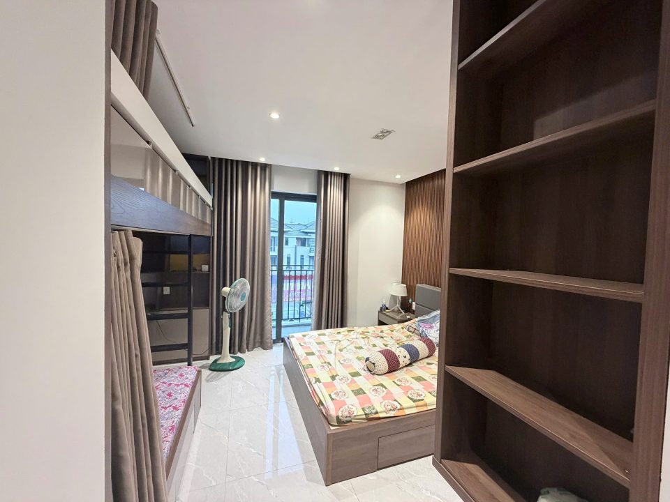 NHÀ ĐẸP FULL NỘI THẤT NINE SOUTH – ĐƯỜNG SỐ 21 – 122,5M² – GIÁ 19,5 TỶ