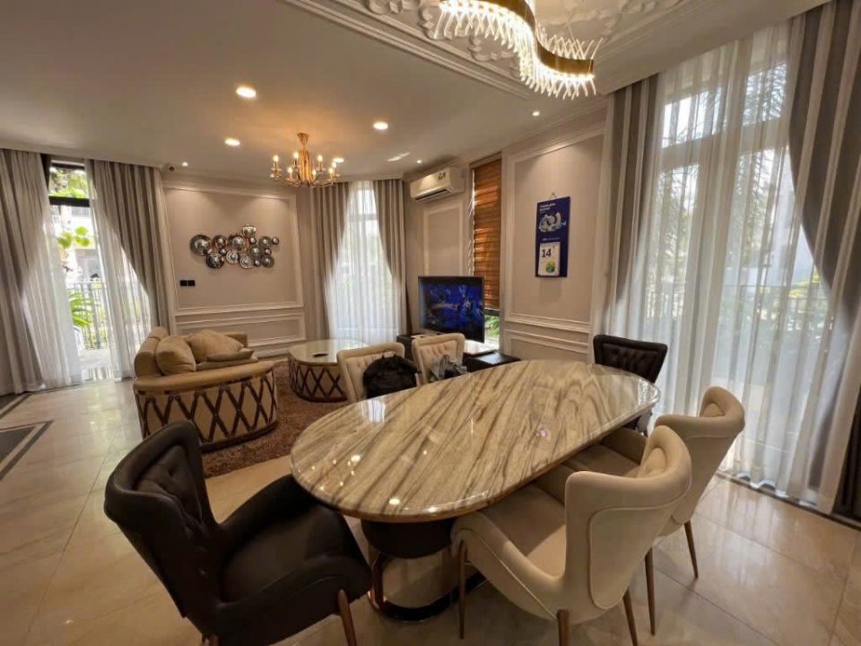 CĂN GÓC LAVILA – ĐƯỜNG SỐ 3 – 132,8M² – FULL NỘI THẤT – HĐT 45TR/THÁNG