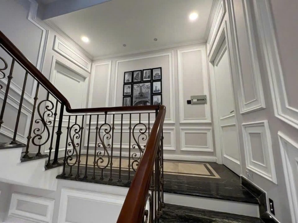 CĂN GÓC LAVILA – ĐƯỜNG SỐ 3 – 132,8M² – FULL NỘI THẤT – HĐT 45TR/THÁNG