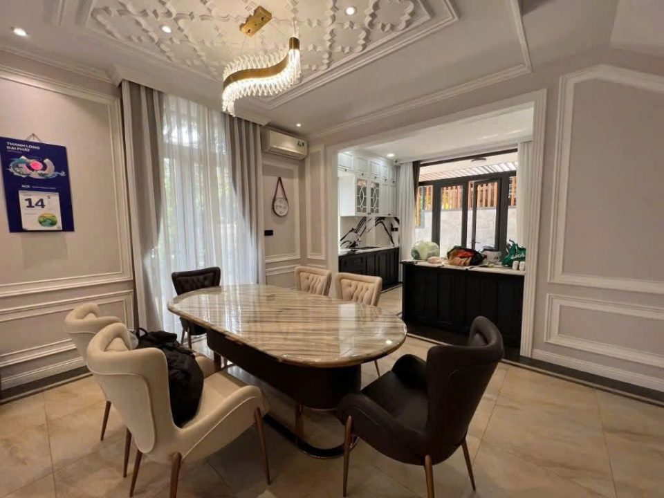 CĂN GÓC LAVILA – ĐƯỜNG SỐ 3 – 132,8M² – FULL NỘI THẤT – HĐT 45TR/THÁNG