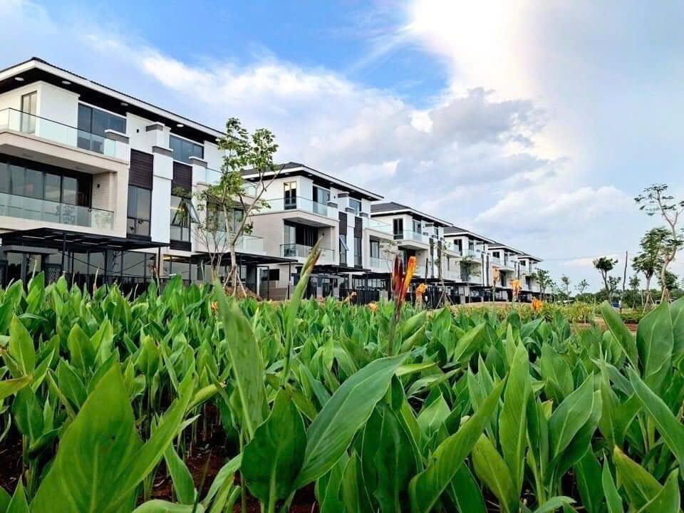 HÀNG HIẾM LAVILA KIẾN Á – BIỆT THỰ 200M², NGANG 10M – GIÁ 32 TỶ