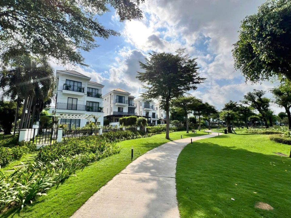 🏠 NHÀ ĐẸP HOÀN THIỆN – NINE SOUTH | GẦN HỒ BƠI | ĐƯỜNG SỐ 5