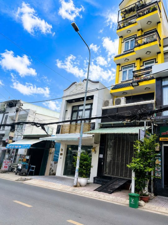 🔥 MẶT TIỀN KDC TÂN QUY – NGANG 8M HIẾM – 143,6M² – ĐANG KINH DOANH | 26,5 TỶ