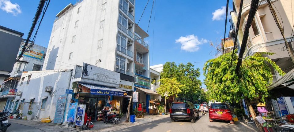 BÁN TÒA NHÀ CHDV MẶT TIỀN ĐƯỜNG SỐ 79, TÂN QUY – GIÁ 21 TỶ -THU NHẬP 110 TRIỆU/THÁNG