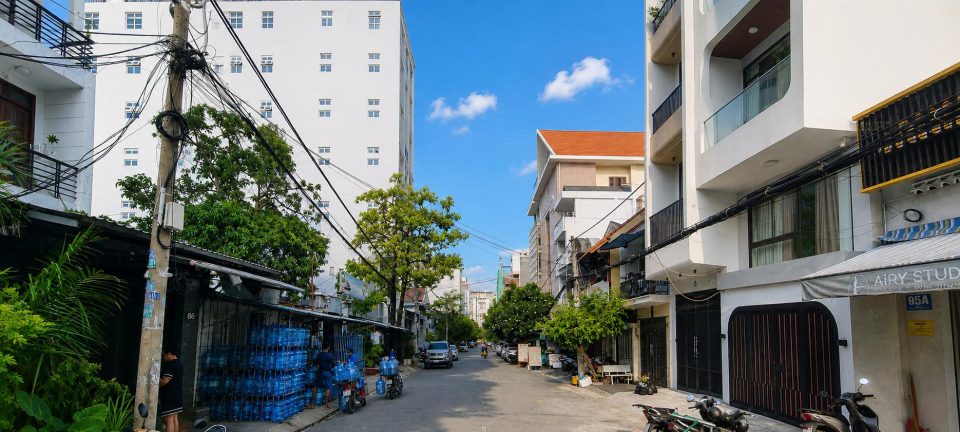 NHÀ MT TÂN KIỂNG, QUẬN 7 – DT 4 x 17,1M – KẾT CẤU 3 TẦNG, SÂN THƯỢNG – 15 TỶ
