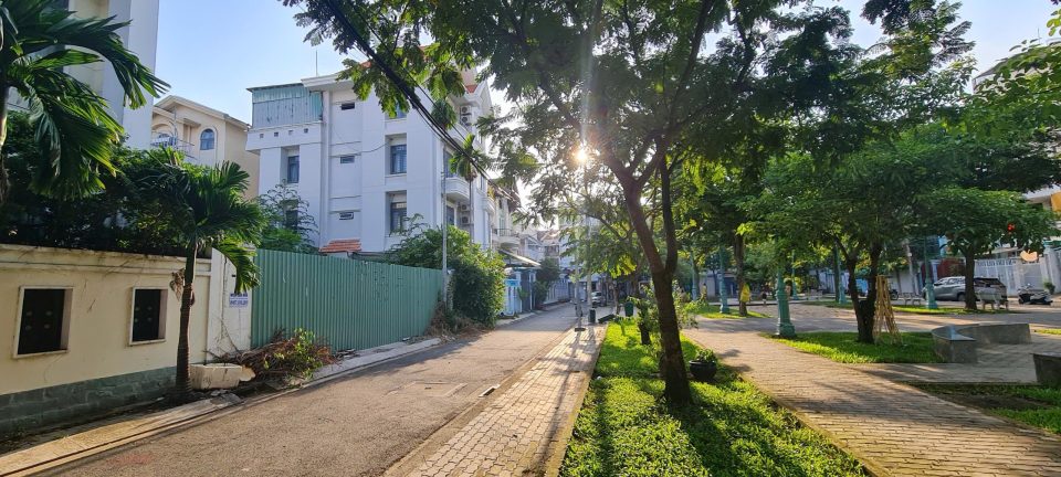 BÁN ĐẤT BIỆT THỰ , KDC TÂN QUY ĐÔNG – 14,7M × 16M, GIÁ : 34 TỶ