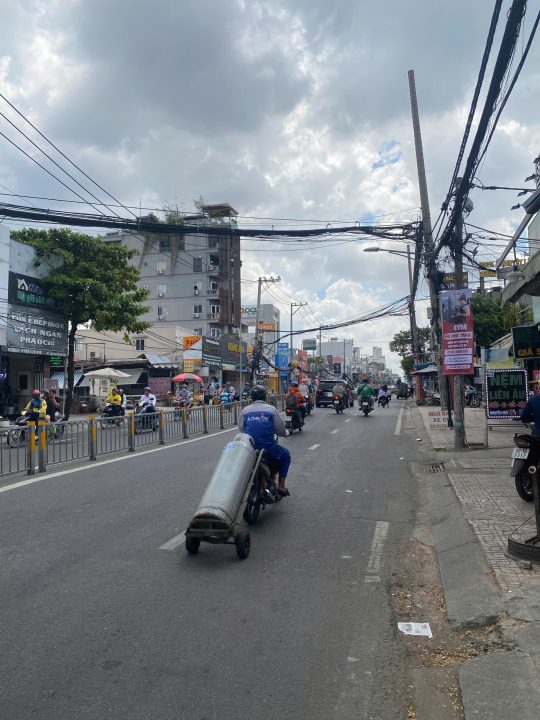 BÁN NHÀ HƠN 626m² MẶT TIỀN NGUYỄN THỊ THẬP – QUẬN 7